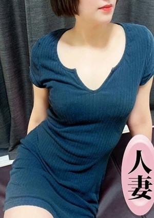 白桃ひらり