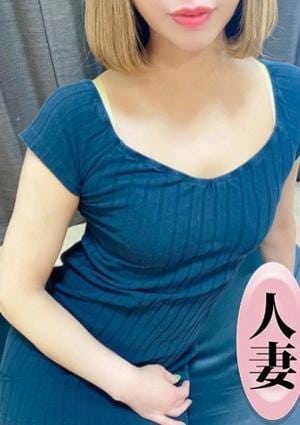 宇佐美えな