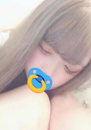 上村ひなの