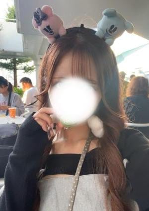 香月 せりな