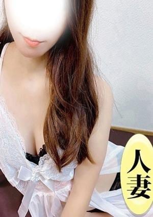 島袋なみえ