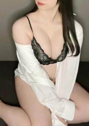紗倉 みこ