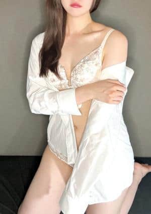 内山 りお