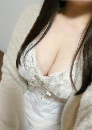 市川まみ