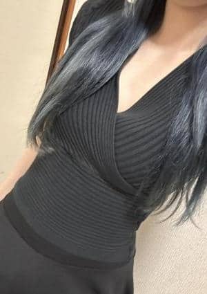 小鳥遊まゆ