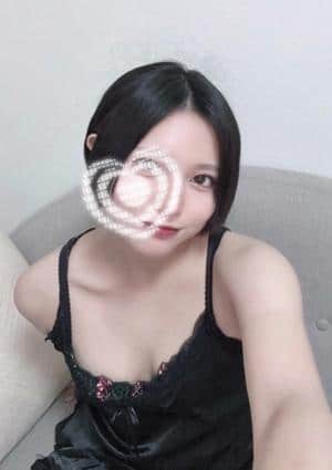 茜