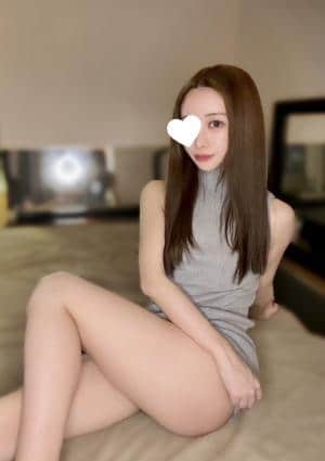 芹沢えいみ