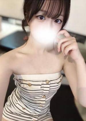 美波あずさ