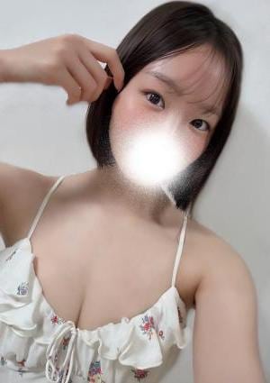 吉岡ここな