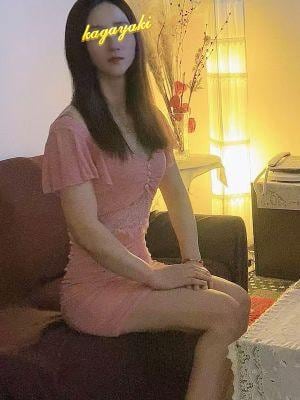 やや