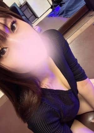 桃瀬ひな