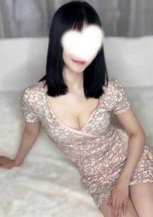 和泉 せりな