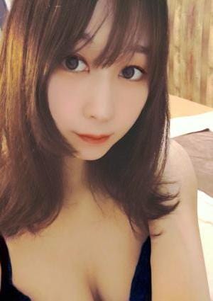 木崎えいみ