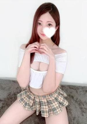 鮎川 ひとみ