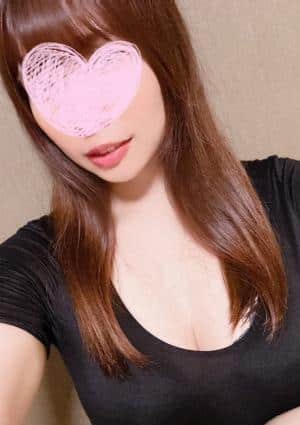 花村ひな