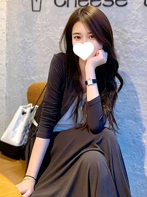みな