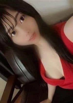 作間さな