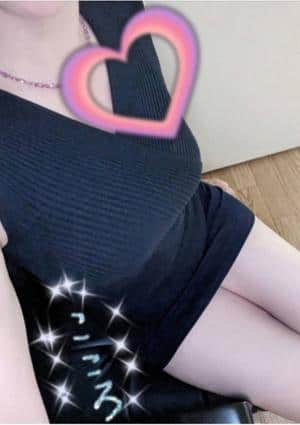新倉こころ