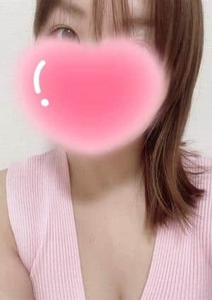 三上あいな