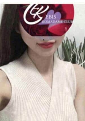 山口まゆ