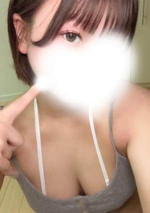 露晴もえ
