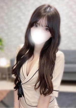 桜庭なぎさ