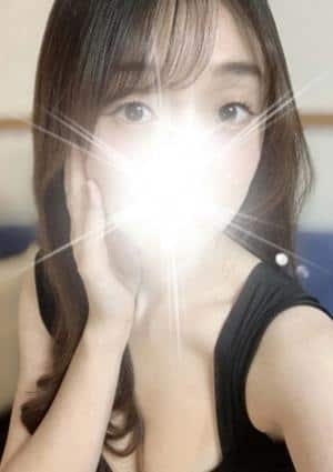 梓 もも