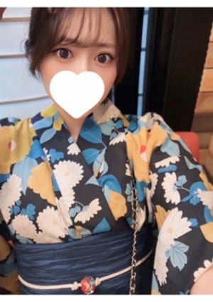 杏 まりな
