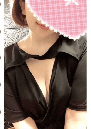 菜々瀬もえ