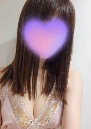 梶ななこ