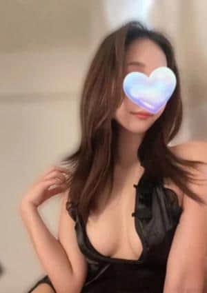 葉山さな