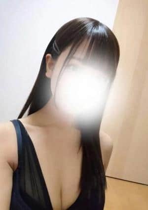霜月まな