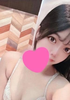 モモネ