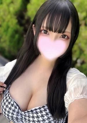 栗山りあな