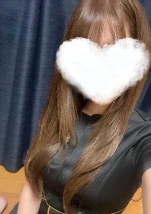 新人ひかる