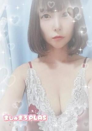 新人れいこ