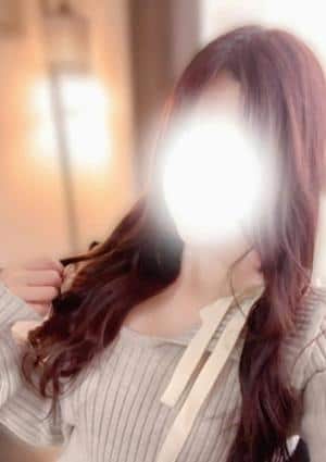 優木 はるな