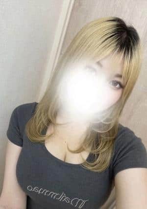 せりな