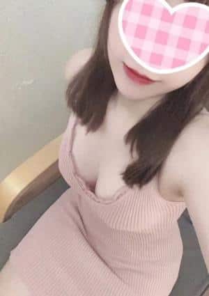 高梨ななみ