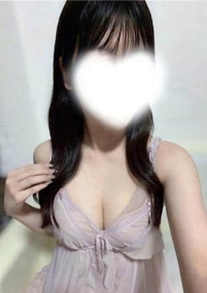 小春ここな