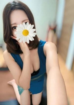 虹林りさ