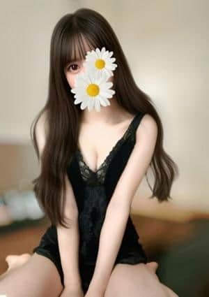 小鳥みなみ