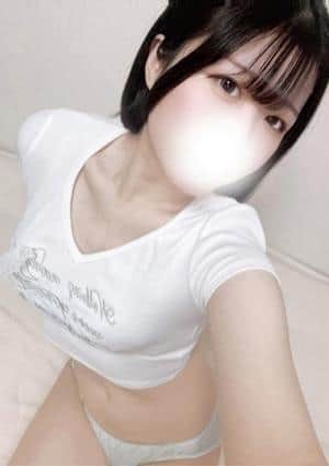 雛形ましろ