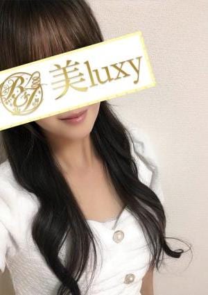 叶もえ
