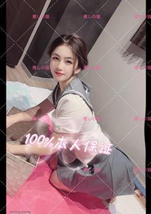 新人入店,モモちゃん、23歳、Dカップ、100%本人保証