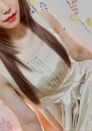 奈瑠(なる)