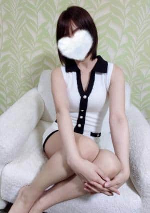 せりな