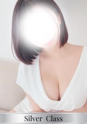 つきの