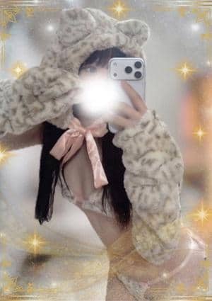花坂ひなた