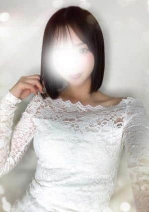 如月ももか